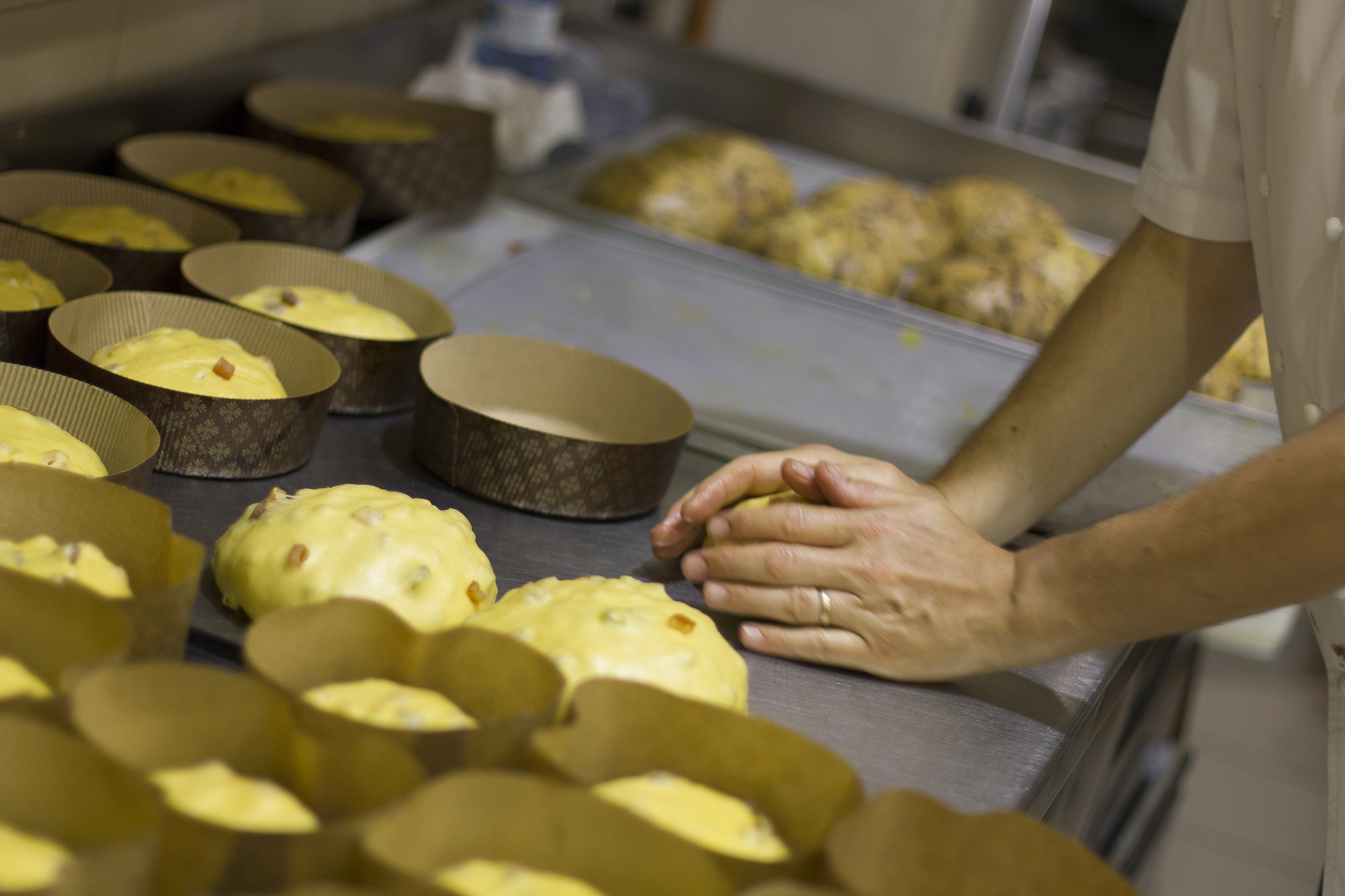 Christmas for Italians means choosing between: Panettone or Pandoro?