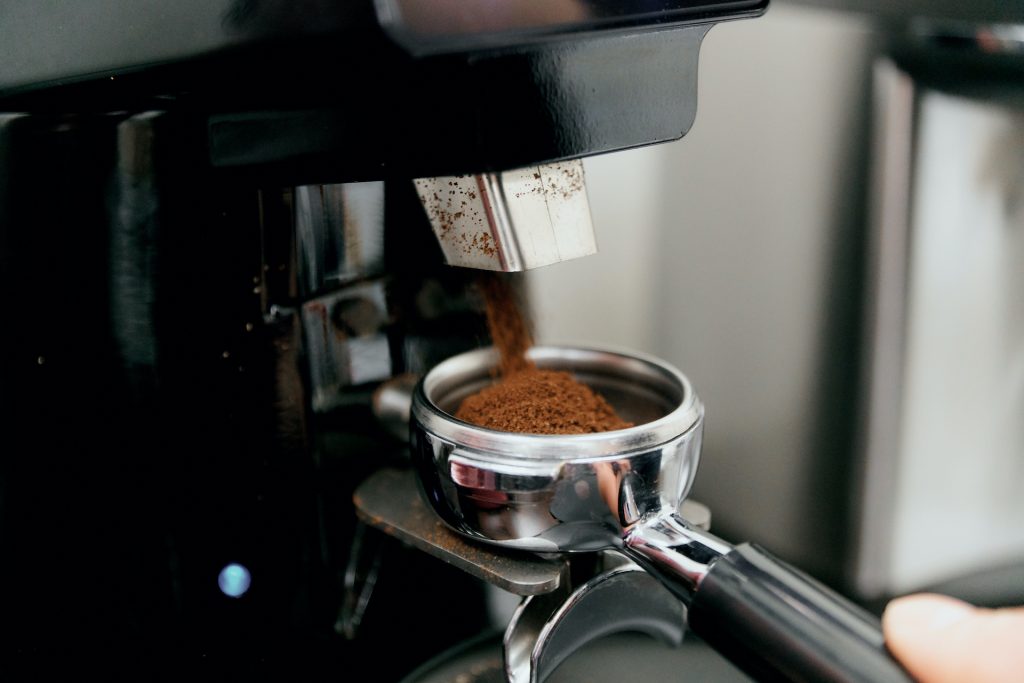 HOW TO GRIND COFFEE FOR ESPRESSO